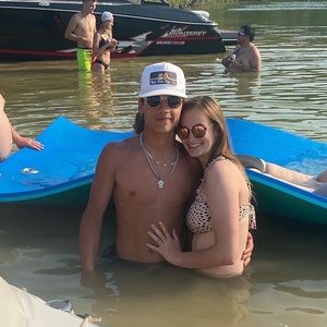 Meet your Posher, Eli